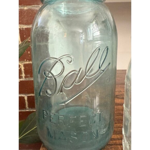 Two glass BALL glasses - Picture 3 of 11